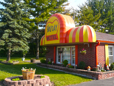 Holiday Motel in Wisconsin Dells Holiday Motel in Wisconsin Dells
