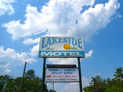 Lakeside Motel in Wisconsin Dells Lakeside Motel in Wisconsin Dells
