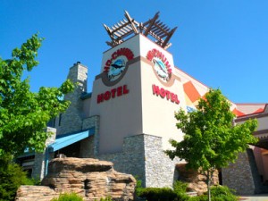 hotels near ho chunk casino