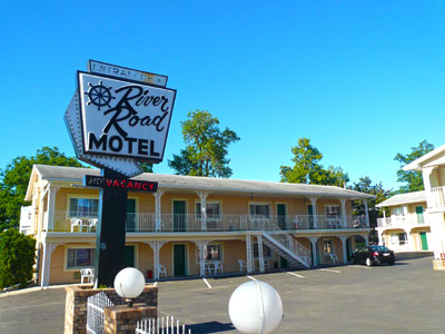 River Road Motel in Wisconsin Dells